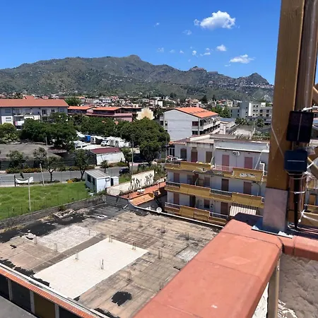 Colapesce Penthouse Apartment Giardini Naxos