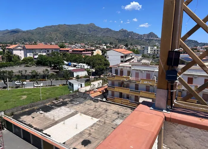 Colapesce Penthouse Apartment Giardini Naxos