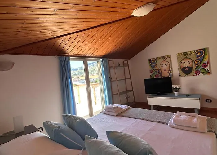 Colapesce Penthouse Apartment